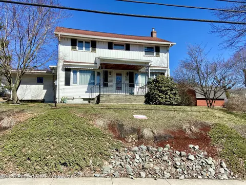 332 Main St, Archbald, PA 18403