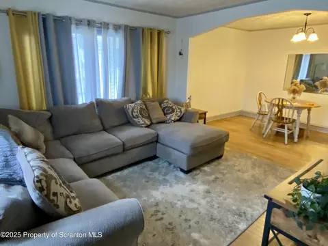 332 Main St, Archbald, PA 18403 photo 16