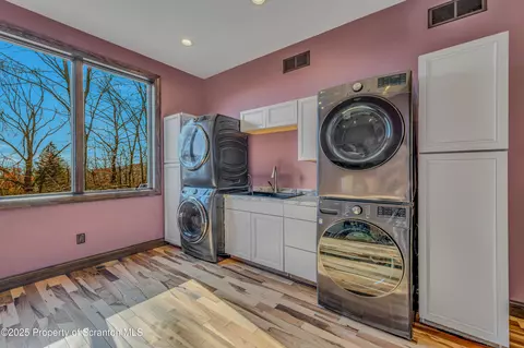 Other - 815 Oak St, Archbald, PA 18403 photo 9 of 11