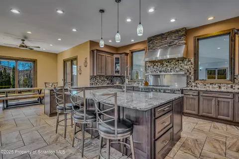 Kitchen - 815 Oak St, Archbald, PA 18403 photo 2 of 7