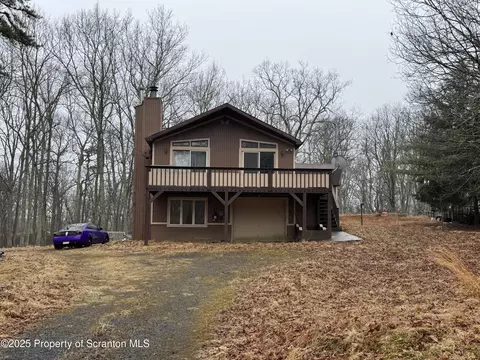 1526 Deer Run, Bushkill, PA 18324