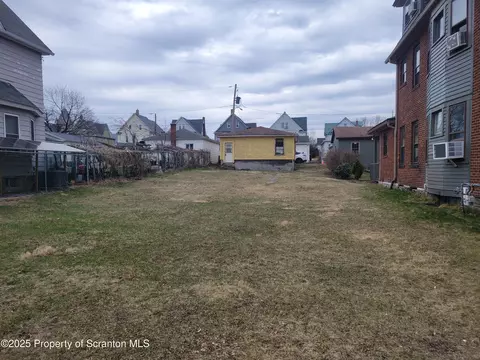 816 Prescott Aveue, Scranton, PA 18510