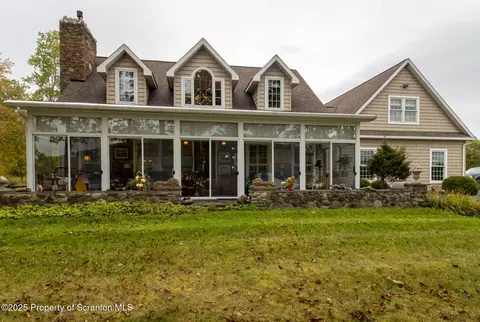 1080 Sr 4002, Laceyville, PA 18623