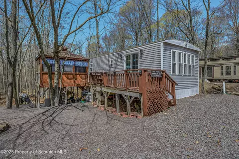860 Gray Squirrel, Covington Twp, PA 18424