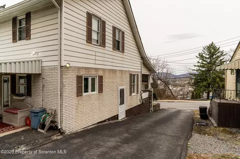 1326 E Mt Rd, Scranton, PA 18505 photo 32