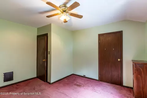 1326 E Mt Rd, Scranton, PA 18505 photo 24