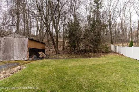1326 E Mt Rd, Scranton, PA 18505 photo 33