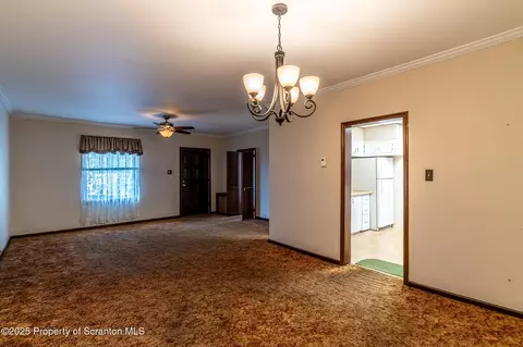 1326 E Mt Rd, Scranton, PA 18505 photo 11