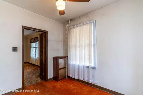 1326 E Mt Rd, Scranton, PA 18505 photo 14