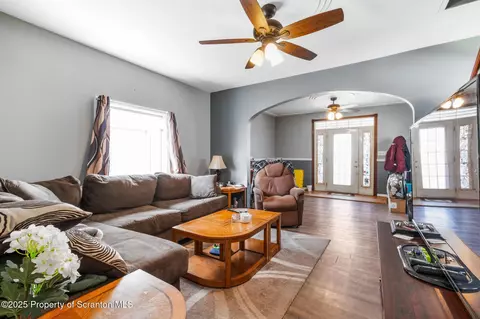 1237 Snyder Ave, Scranton, PA 18504 photo 22