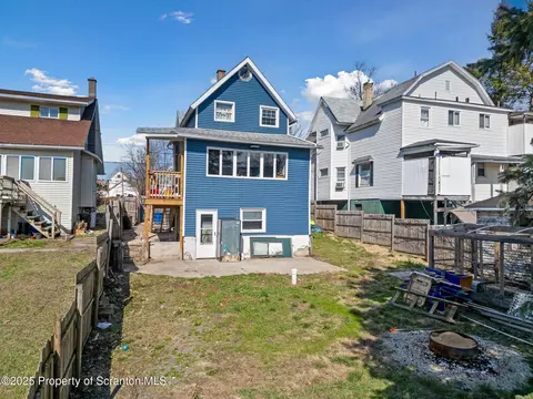 1237 Snyder Ave, Scranton, PA 18504 photo 8