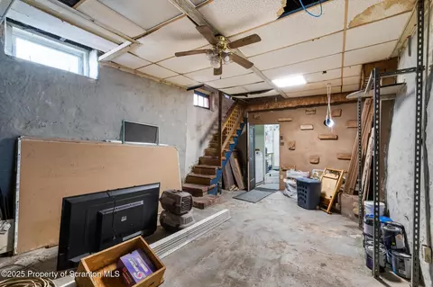 1237 Snyder Ave, Scranton, PA 18504 photo 30