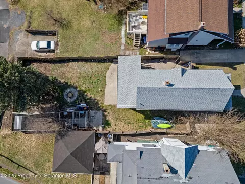 1237 Snyder Ave, Scranton, PA 18504 photo 6