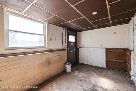 1237 Snyder Ave, Scranton, PA 18504 photo 35
