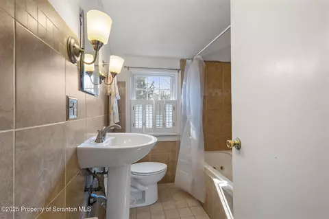 Bath - 32 Yeager Ave, Shavertown, PA 18708 photo 2 of 2