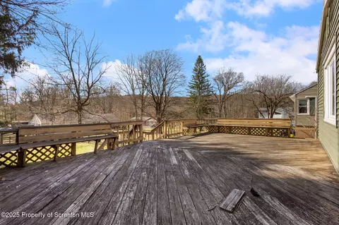 Exterior - 32 Yeager Ave, Shavertown, PA 18708 photo 4 of 10