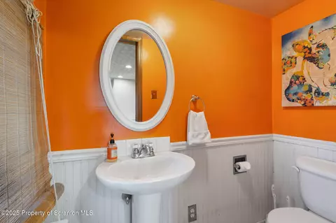 Bath - 32 Yeager Ave, Shavertown, PA 18708 photo 1 of 2
