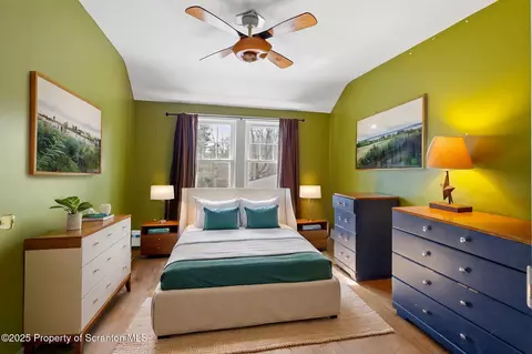 Bedroom - 32 Yeager Ave, Shavertown, PA 18708 photo 5 of 6