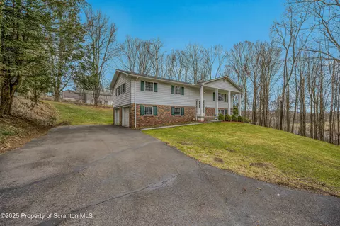 200 Hinds Street St, Montrose, PA 18801