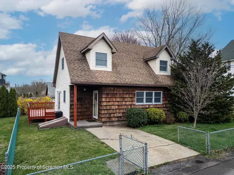 233 Augusta St, Wilkes-barre, PA 18702