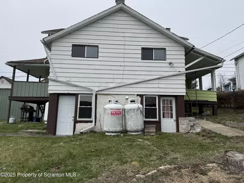 32 34 Froebel, Simpson, PA 18407 photo 3