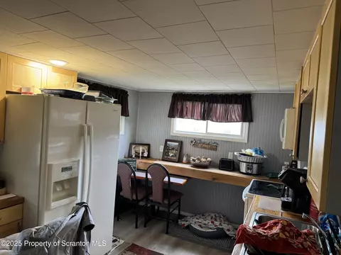 32 34 Froebel, Simpson, PA 18407 photo 6