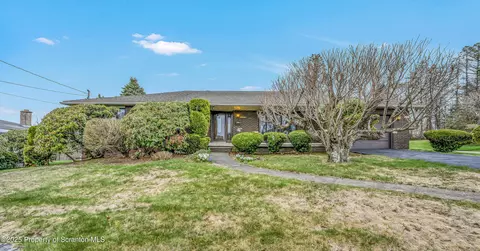 616 Hospital St, Taylor, PA 18517