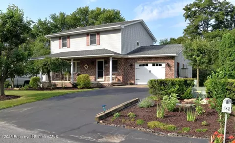 548 Winter St, Old Forge, PA 18518