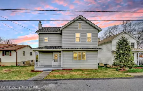 3226 Oak Ave, Scranton, PA 18505