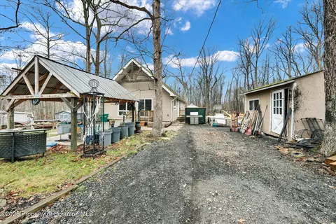 2313 Elmhurst Rd, East Stroudsburg, PA 18302