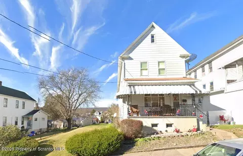 206 W Union St, Nanticoke, PA 18634