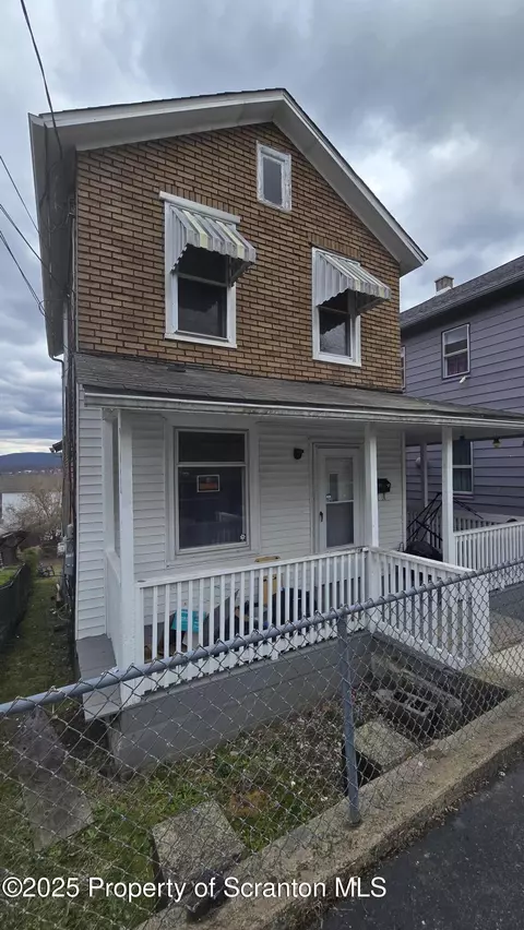 472 2nd St, Plymouth, PA 18651