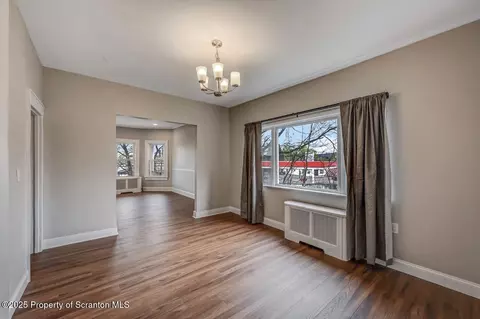 Living - 780 E Drinker St, Dunmore, PA 18512 photo 3 of 5