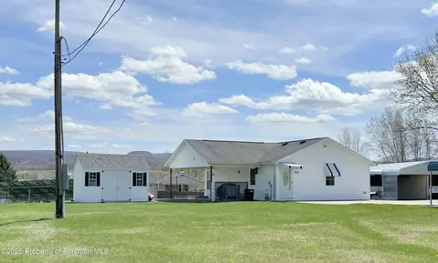 932 Bush St, Olyphant, PA 18447