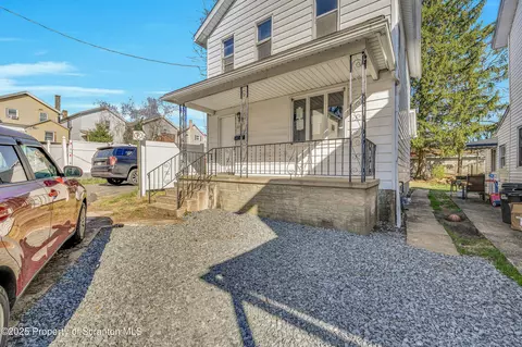 115 Morris Ave, Scranton, PA 18504