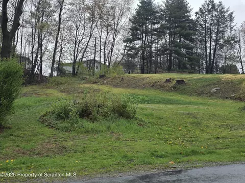 1108 Filbert St, Archbald, PA 18403