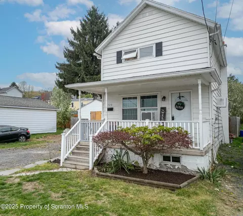 320 Flower St, Old Forge, PA 18518