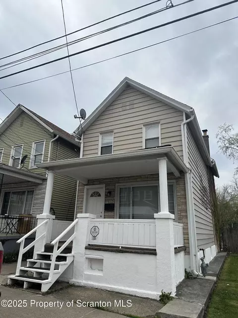 135 Hickory St, Wilkes-barre, PA 18702