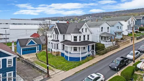 145 Gaylord Ave, Plymouth, PA 18651