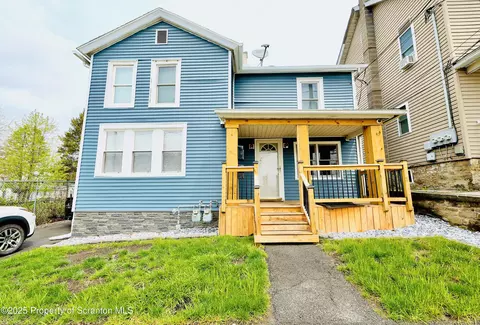 525 Larch St, Dunmore, PA 18509
