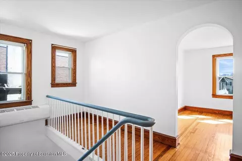1020 Spring St, Old Forge, PA 18518 photo 15