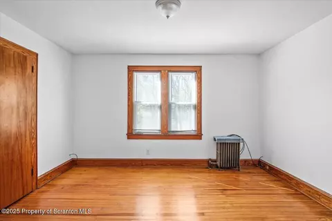 1020 Spring St, Old Forge, PA 18518 photo 18