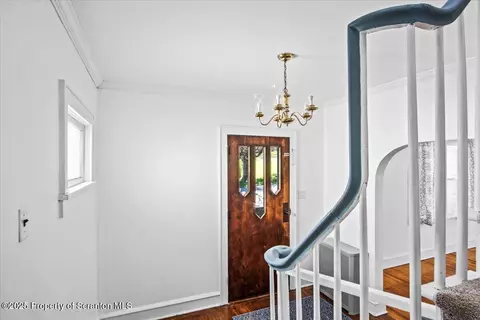 1020 Spring St, Old Forge, PA 18518 photo 12
