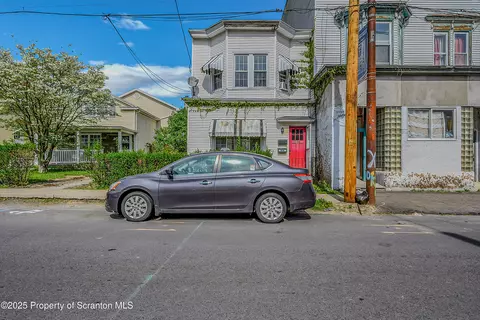 316 W Market St, Scranton, PA 18508