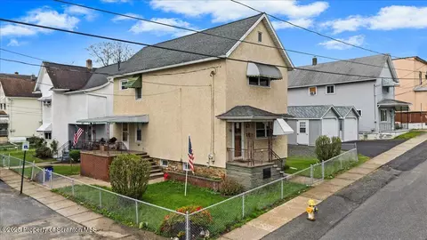 801 Philo St, Scranton, PA 18508