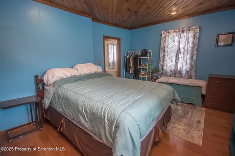 Bedroom - 705 E Grant St, Olyphant, PA 18447 photo 5 of 6