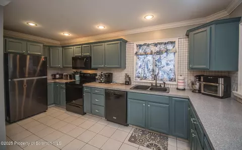 Other - 705 E Grant St, Olyphant, PA 18447 photo 6 of 19