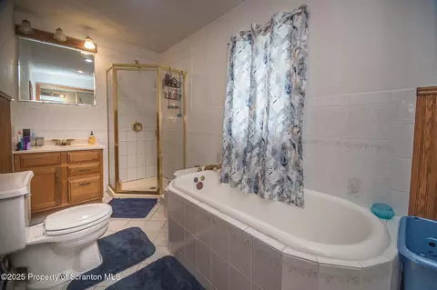 Bath - 705 E Grant St, Olyphant, PA 18447 photo 2 of 2