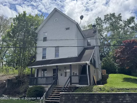 627 S Blakely St, Scranton, PA 18510