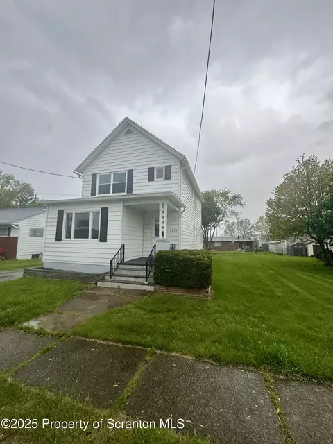 3232 Cedar Ave, Scranton, PA 18505